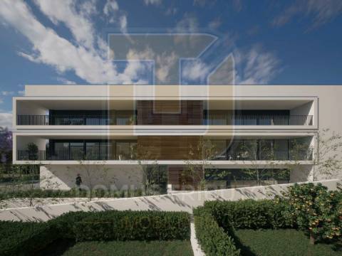 Apartamento T2 em Construção, com Varanda e Garagem num Condomínio Fechado com Piscina, Gondomar