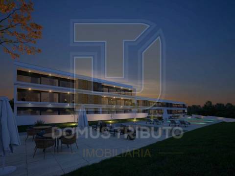 Apartamento T2 em Construção, com Varanda e Garagem num Condomínio Fechado com Piscina, Gondomar