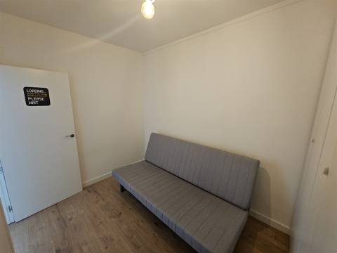 Atelier Mobilado e Equipado, Convertido em Apartamento T0+2, Matosinhos Mercado