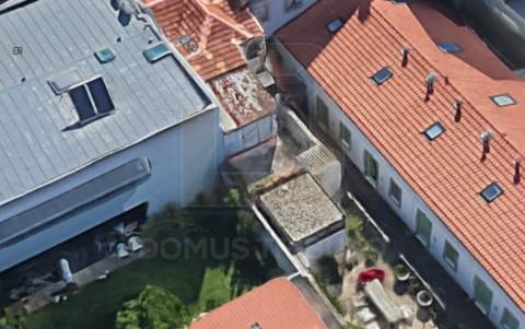 Moradia para Remodelar na Boavista – Uma Oportunidade Única no Coração do Porto