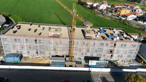 Apartamento T1 com Terraço, Jardim e Garagem | Polo Universitário – Porto