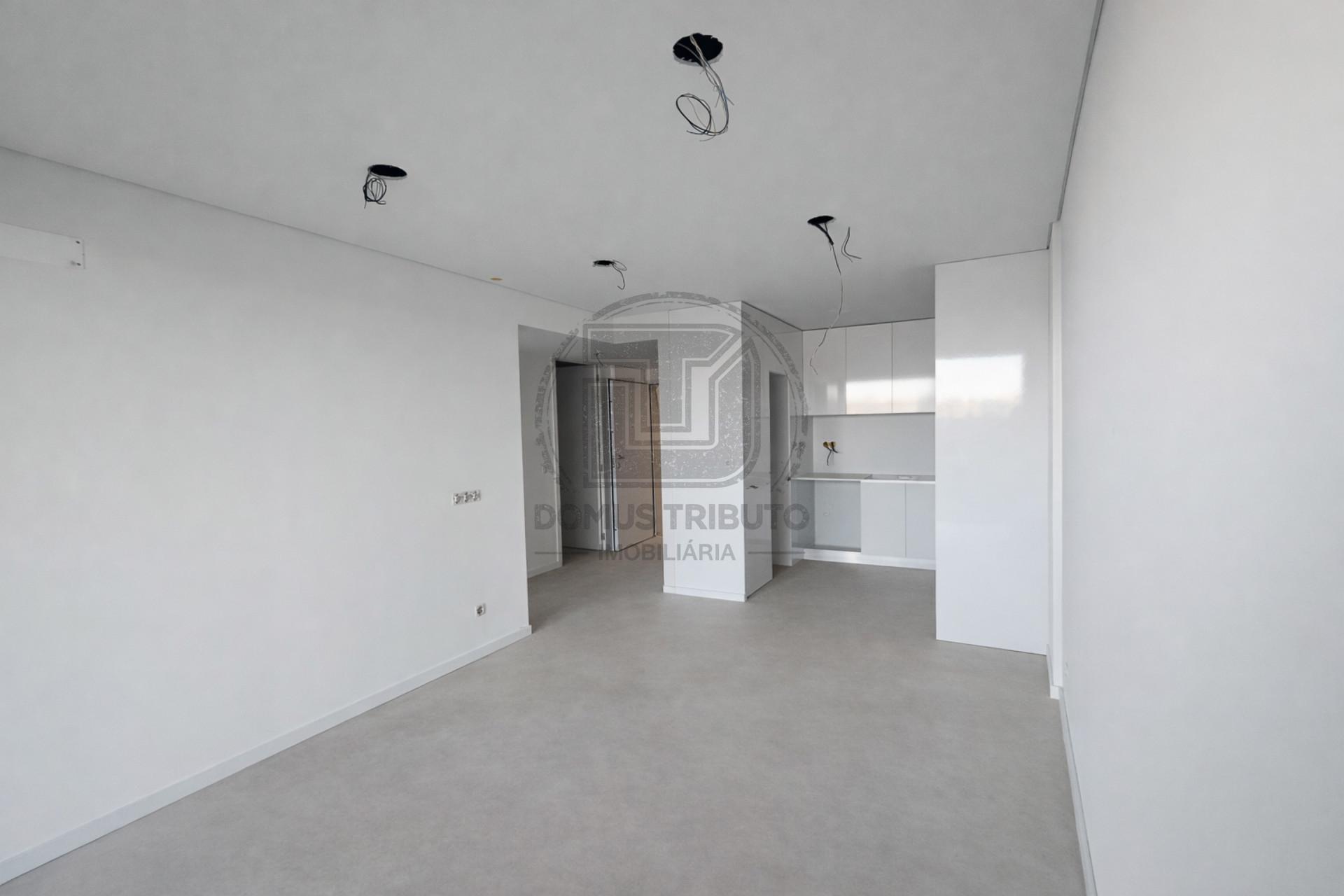 Apartamento T1 com Terraço, Jardim e Garagem | Polo Universitário – Porto