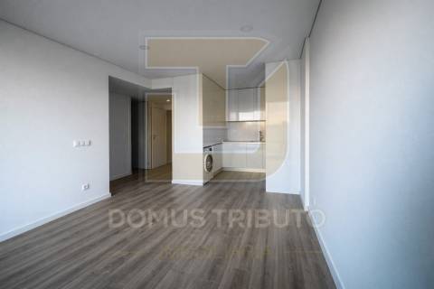 Apartamento T1 com Terraço, Jardim e Garagem | Polo Universitário – Porto