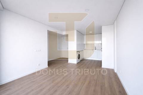 Apartamento T1 com Terraço, Jardim e Garagem | Polo Universitário – Porto