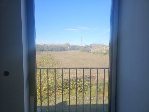 Apartamento T1 com Varanda e Lugar de Estacionamento | Polo Universitário – Porto