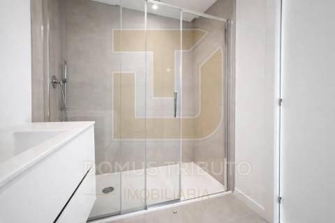 Apartamento T1 com Varanda e Lugar de Estacionamento | Polo Universitário – Porto