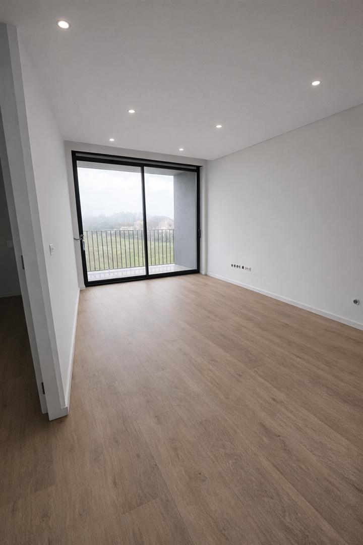 Apartamento T1 com Varanda e Lugar de Estacionamento | Polo Universitário – Porto