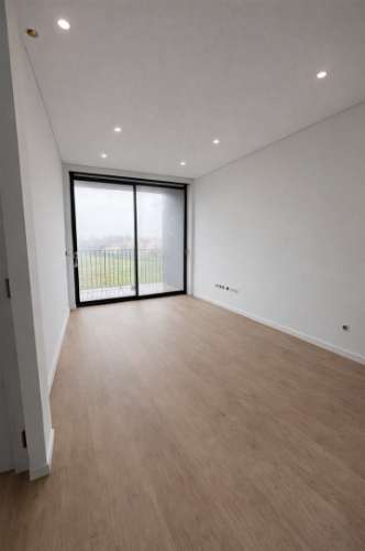 Apartamento T1 com Varanda e Lugar de Estacionamento | Polo Universitário – Porto