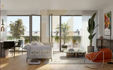 Apartamento T3 Com Varanda, a Pinto Bessa, Bonfim