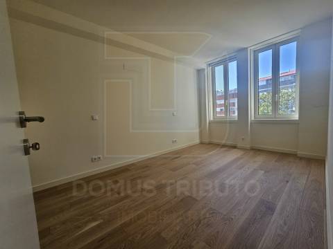 Apartamento T1 junto à Rotunda da Boavista – Cedofeita