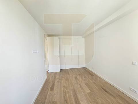 Apartamento T1 junto à Rotunda da Boavista – Cedofeita