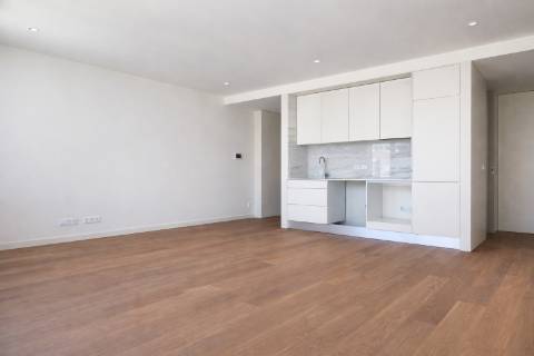 Apartamento T1 junto à Rotunda da Boavista – Cedofeita