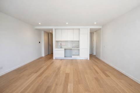 Apartamento T1 junto à Rotunda da Boavista – Cedofeita