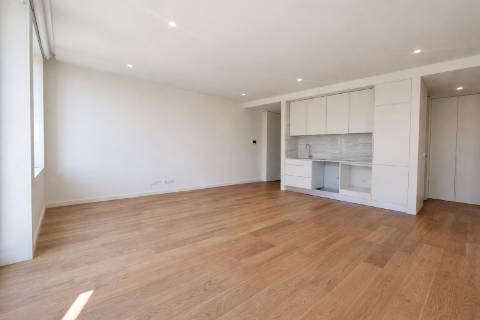 Apartamento T1 junto à Rotunda da Boavista – Cedofeita