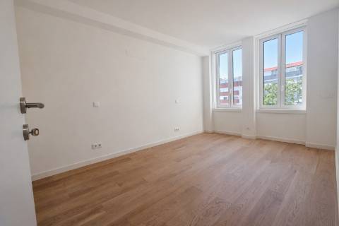 Apartamento T1 junto à Rotunda da Boavista – Cedofeita