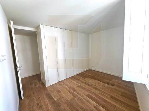 Apartamento T1 – Novo e Pronto a Escriturar - Porto – Próximo da Casa da Música