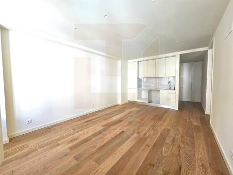 Apartamento T1 – Novo e Pronto a Escriturar - Porto – Próximo da Casa da Música
