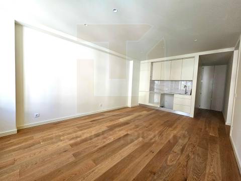 Apartamento T1 – Novo e Pronto a Escriturar - Porto – Próximo da Casa da Música