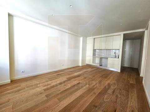 Apartamento T1 – Novo e Pronto a Escriturar - Porto – Próximo da Casa da Música