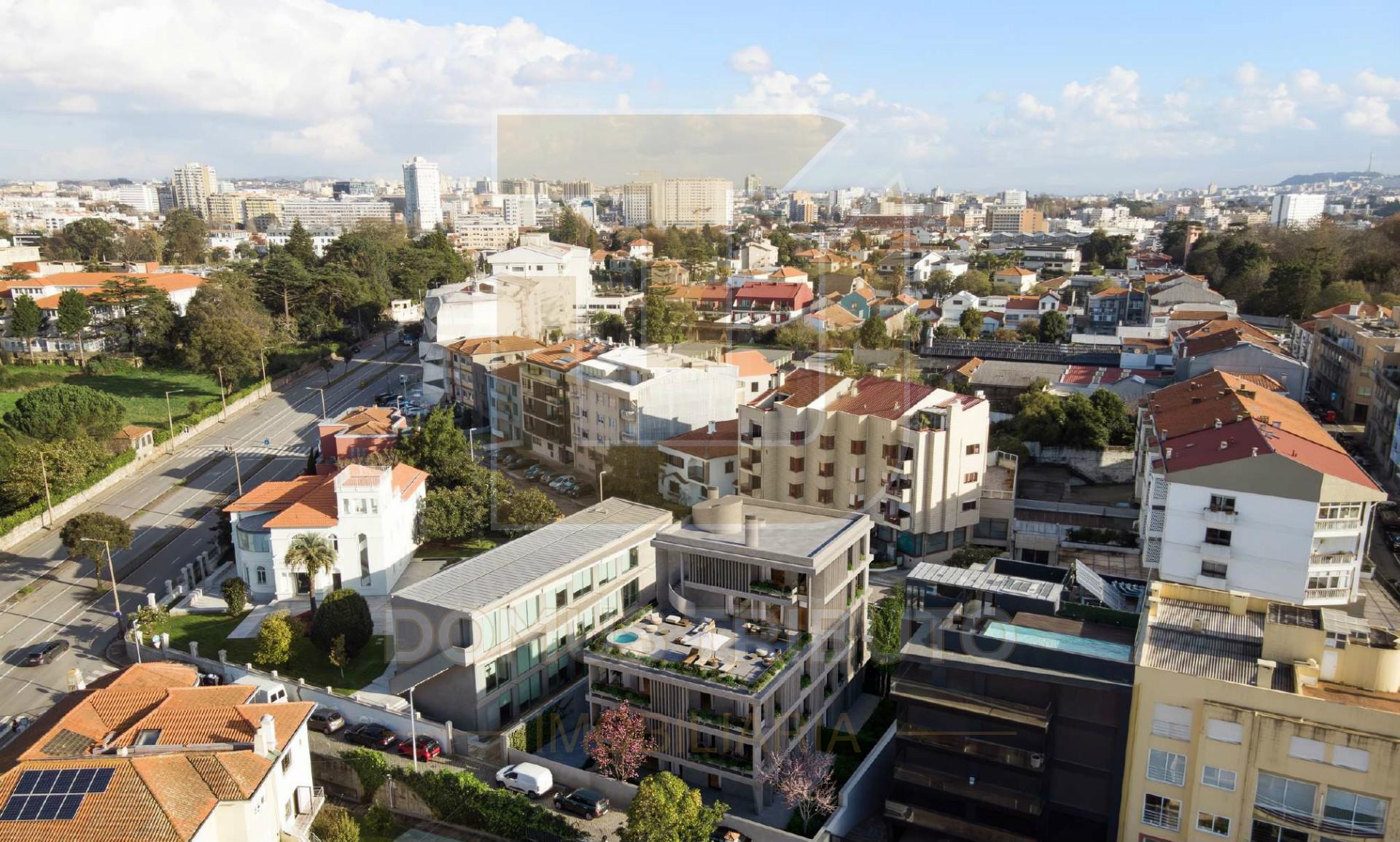 Apartamento T3 com terraço, de Luxo, Avenida da Boavista, Porto