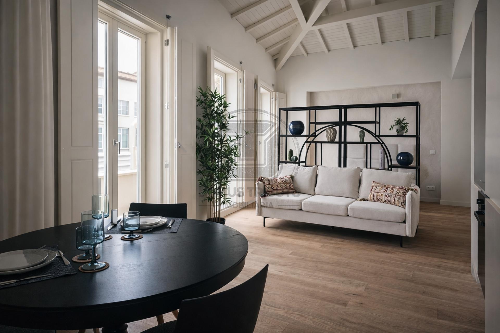 Apartamento Novo, Mobilado, Equipado e Cheio de Charme — Uma Oportunidade Irrepetível à Boavista