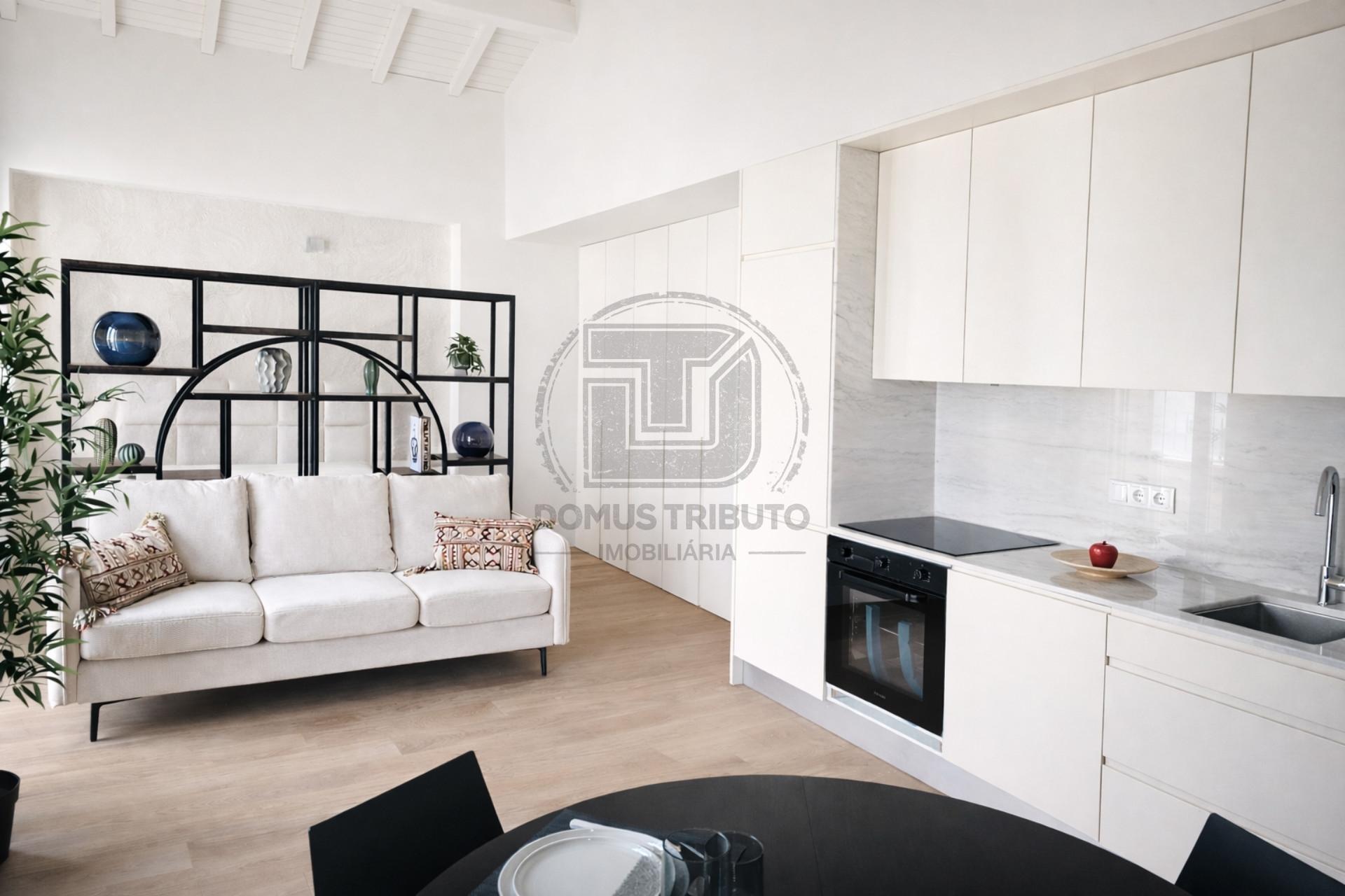 Apartamento Novo, Mobilado, Equipado e Cheio de Charme — Uma Oportunidade Irrepetível à Boavista