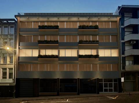 Apartamento T1 renovado na Rua de Santa Catarina — uma oportunidade para viver ou investir no centro