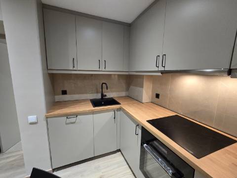 Apartamento T1, Mobilado e Equipado, Próximo ao Mercado Matosinhos