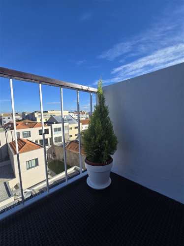 Apartamento T1, Mobilado e Equipado, Próximo ao Mercado Matosinhos