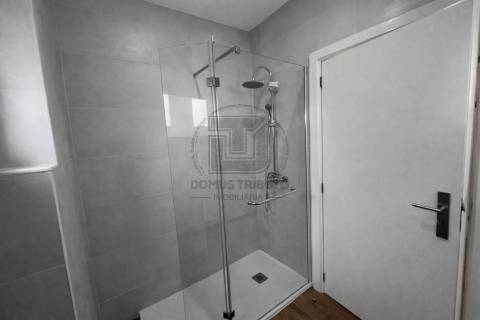 Apartamento T3 em Águas Santas – Conforto, Espaço e Excelente Localização