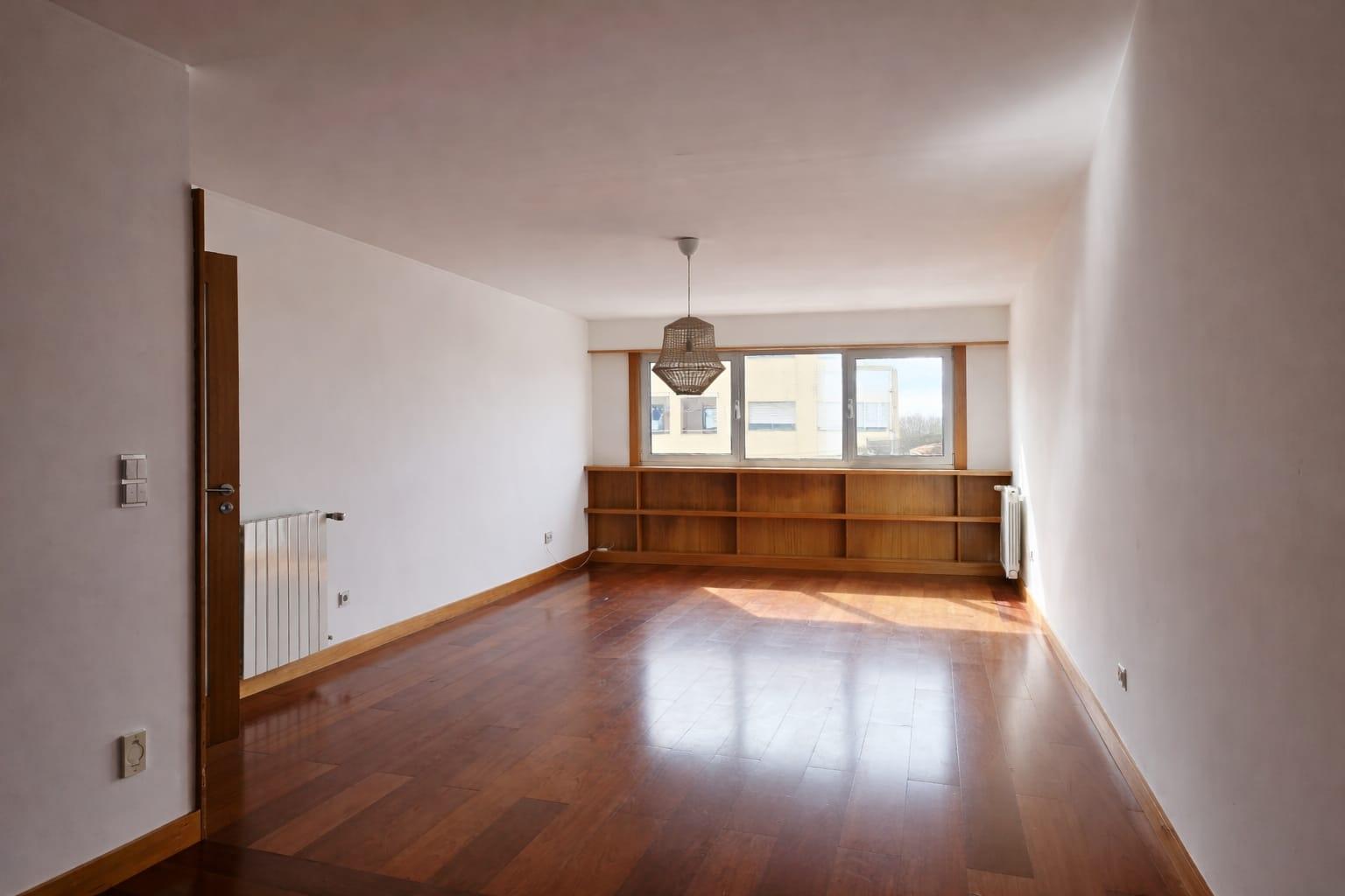 Apartamento T2 com vistas de mar em Leça da Palmeira