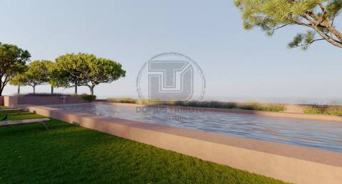 Moradia T4 em condomínio fechado com piscina – Praia da Madalena