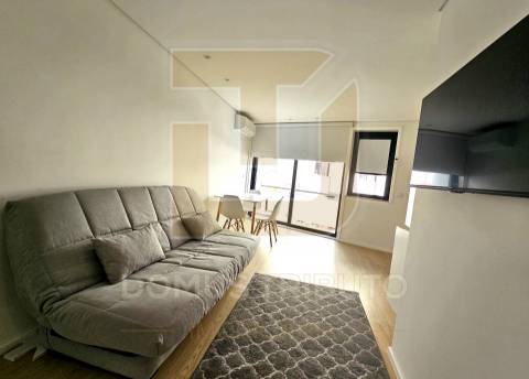Apartamento T0 Mobilado e Equipado no Centro de Leça da Palmeira