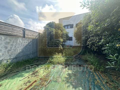 Terreno para Construção | 2ª Linha de Mar | Praia da Agudela, Lavra
