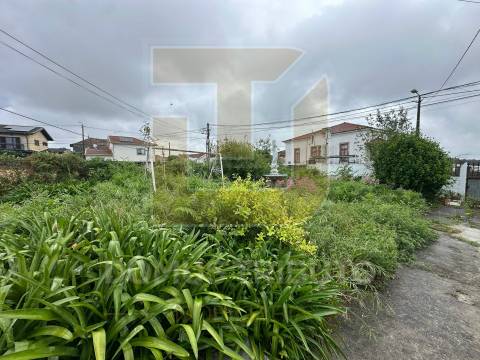Terreno Premium na Maia — 4.893m² de Potencial numa Localização de Excelência