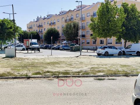 Terreno Construção de Prédio à venda no Pinhal Novo
