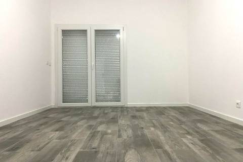 Apartamento T2 Arrendamento em Colmeias e Memória,Leiria