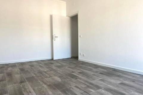 Apartamento T2 Arrendamento em Colmeias e Memória,Leiria