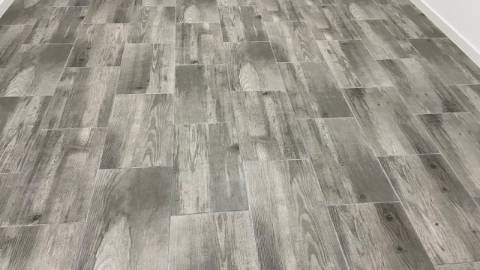 Apartamento T2 Arrendamento em Colmeias e Memória,Leiria