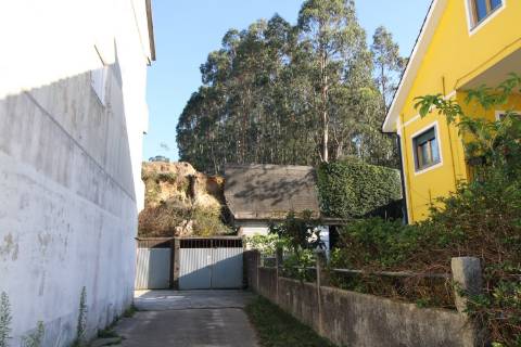 Garagem  Arrendamento em Colmeias e Memória,Leiria