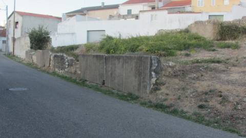 Terreno Urbano para Construção na Brogueira
