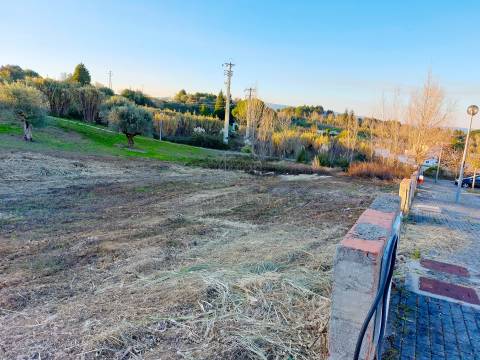 Lotes de Terreno para construção , localizados na Urbanização do Cerejal, Torres Novas