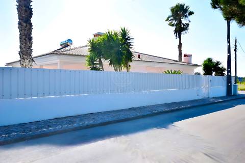 Moradia Isolada T3+2 Venda em Sesimbra (Castelo),Sesimbra