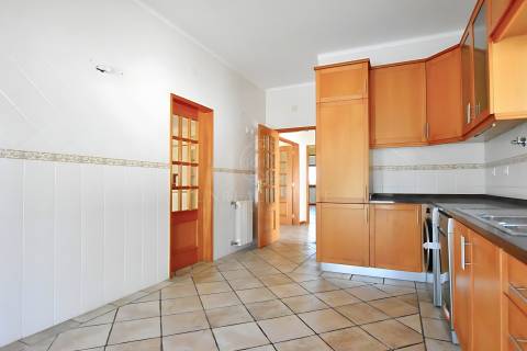 Moradia Isolada T3+2 Venda em Sesimbra (Castelo),Sesimbra