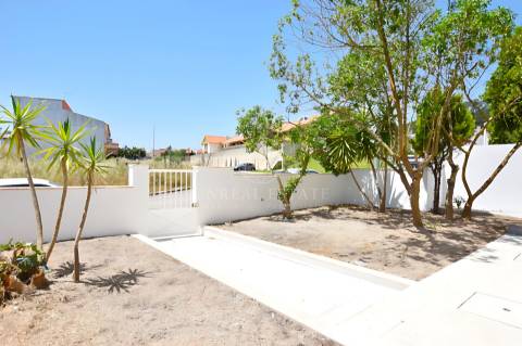 Moradia T4 Venda em Sesimbra (Castelo),Sesimbra