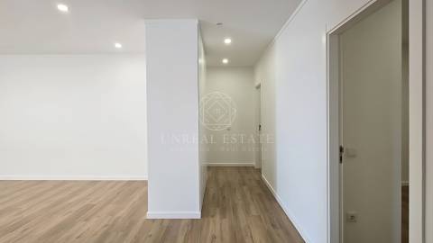 Apartamentos T2,T3, T3+1 (equivalente a T4) e T4, no Entroncamento com Acabamentos Premium