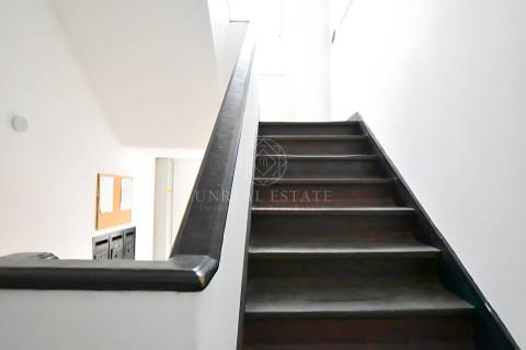 Apartamento T2 no Centro do Barreiro – Excelente Localização e Luminosidade