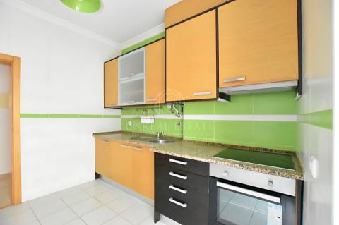 Apartamento T2 no Centro do Barreiro – Excelente Localização e Luminosidade