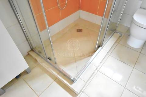 Apartamento T2 no Centro do Barreiro – Excelente Localização e Luminosidade