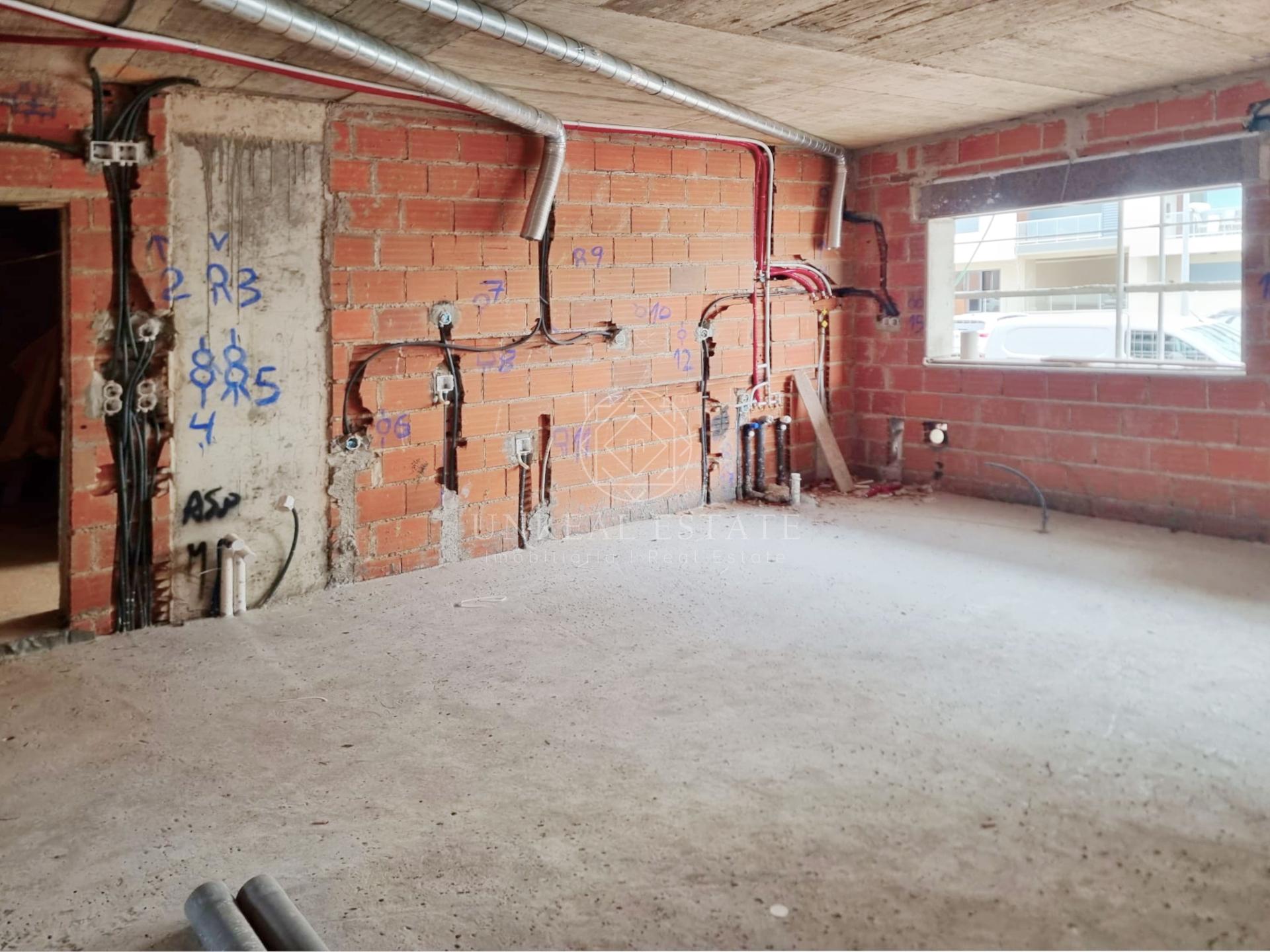 Apartamento T3, em construção, com Parqueamento, localizado no Montijo | Entrega em 2026